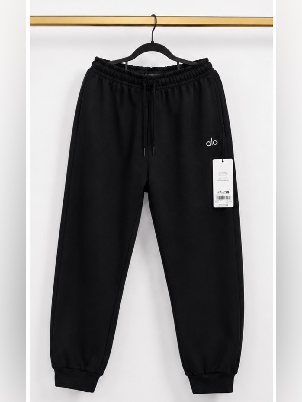 Black Alo Hoodie And Sweatpant Cuffed Set - Picture 3 of 3